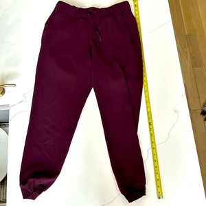 Lululemon joggers size 8